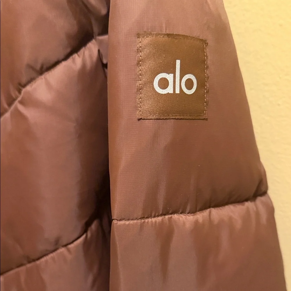 ALO Yoga cropped quilted